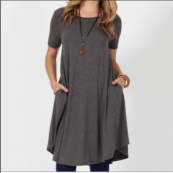 short sleeve swing dress with pockets